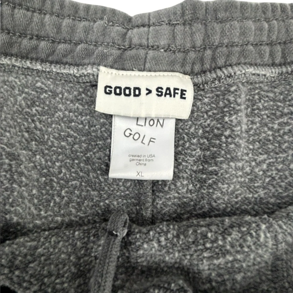 Good Lion‎ Golf-  Signature Shorts- XL- Like New!!